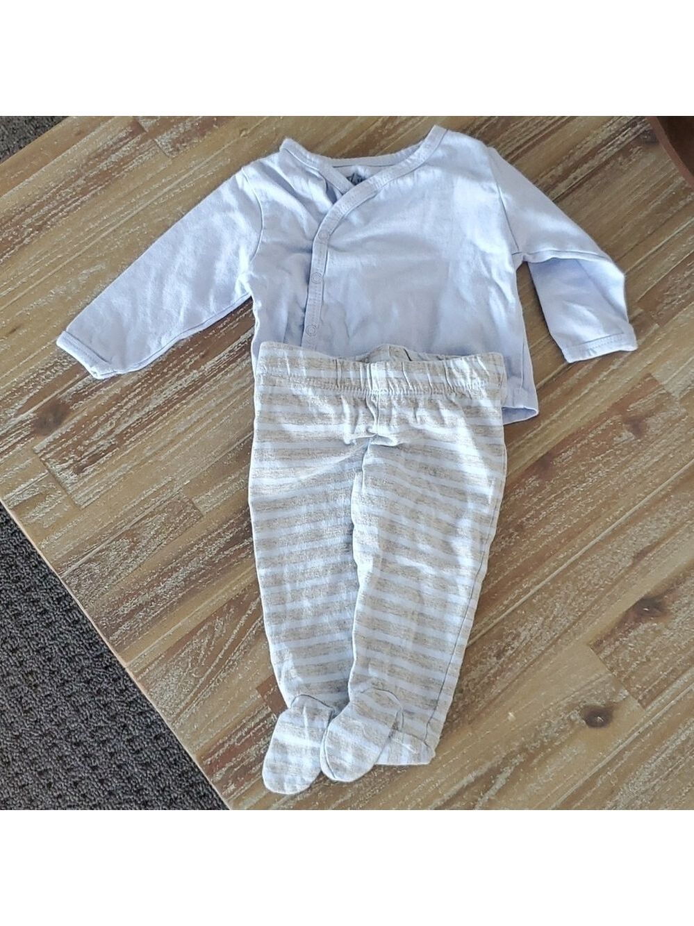 Thyme pants and shirt 0 to 3 months